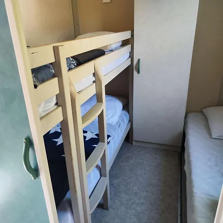 Au Des Montagnès Pour 5 Personnes Hébergement de vacances *