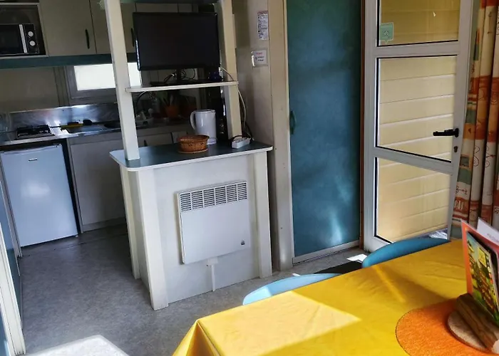 Au Des Montagnès Pour 5 Personnes *